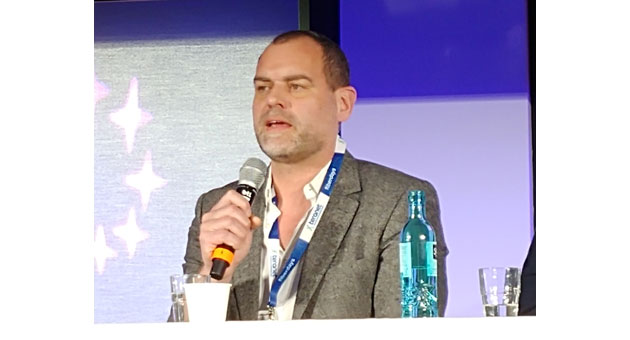 Rechtsanwalt Stefan Liebig auf einer Diskussion in der Media Hall auf den Fiberdays 2023